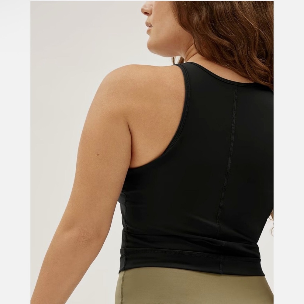 Everlane Black Cropped Exercise - Picture 2 of 5